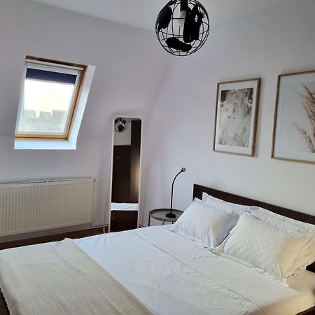 Iulius Town Charm Cozy Apartments טימישוארה מראה חיצוני תמונה